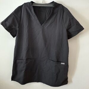 Women’s gray Figs top medium